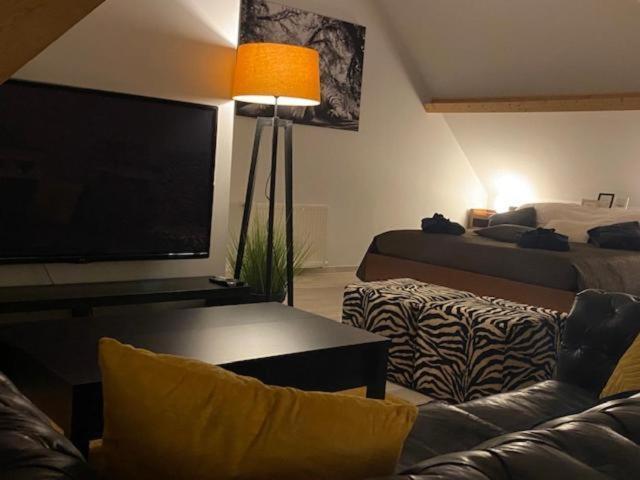 Chez Pierrot Alias Ikejime Bed & Breakfast Brugge